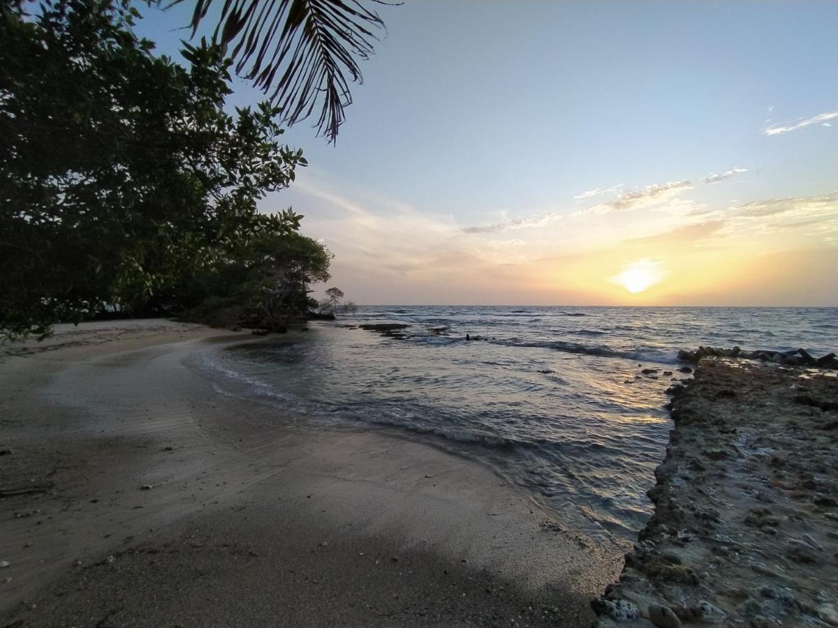 Sol Y Mar Hotel Puerto Limon Eksteriør billede